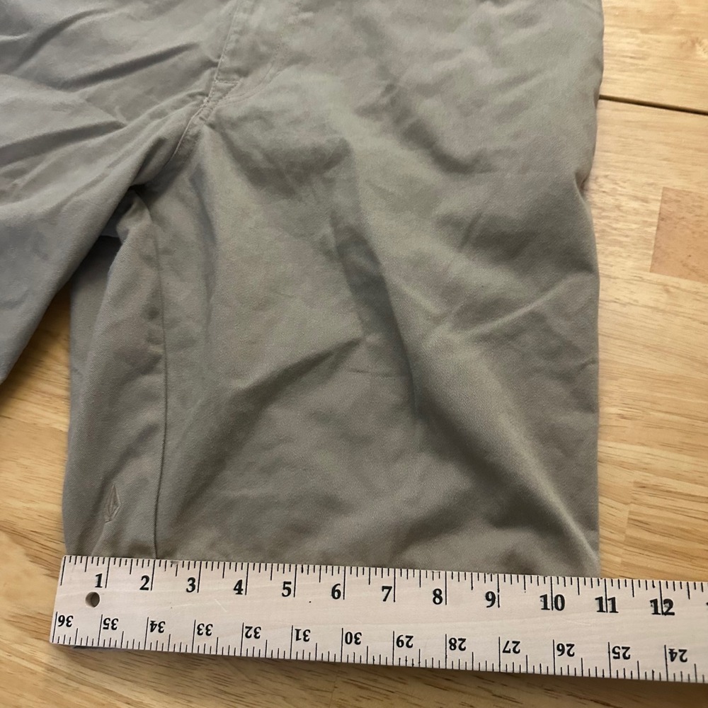 Volcom True To This Mens Shorts Size 36 Khaki Chino Skate Casual Cotton Blend - Picture 9 of 10